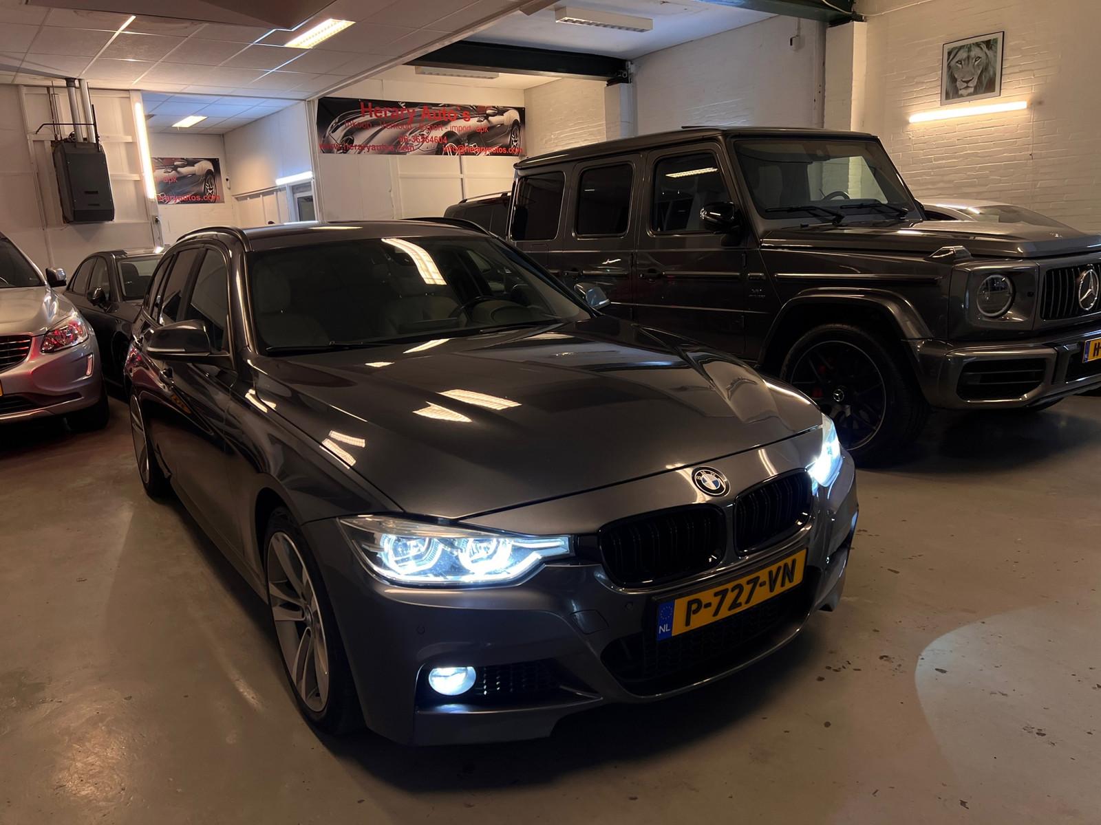 BMW 3-serie Touring 316d Luxury M-Pakket Navi Leder 