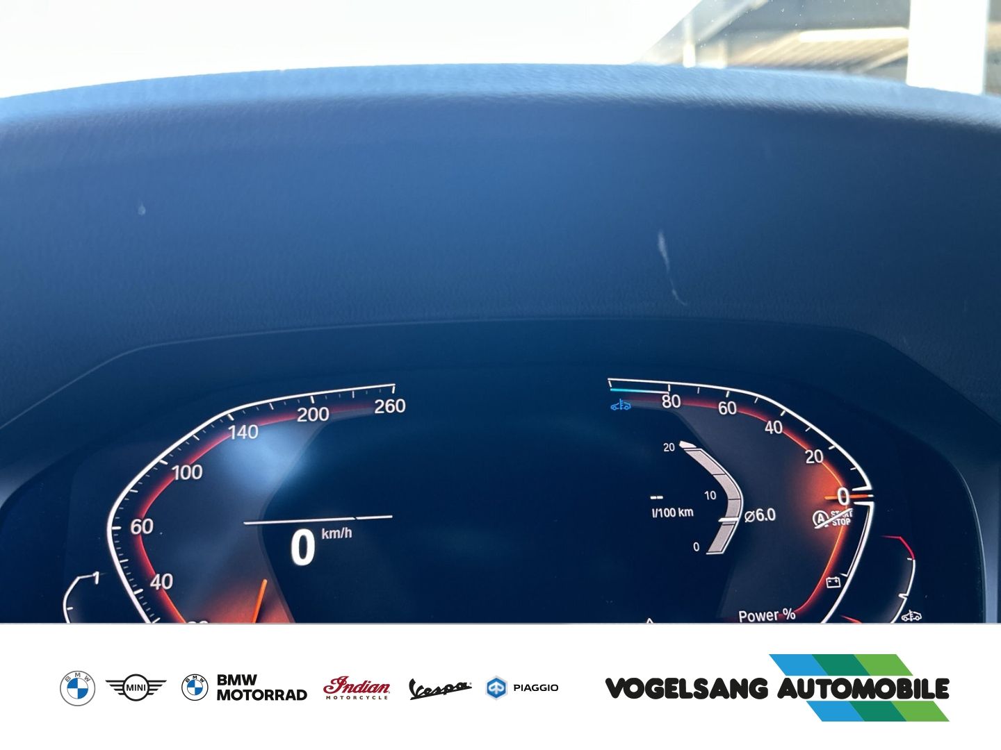 Fahrzeugabbildung BMW 320 d xDrive Touring M Sport Park-Assistent