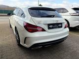 Mercedes-Benz CLA 200 Shooting Brake AMG Line - Mercedes-Benz CLA 200 Shooting Brake: Automatik