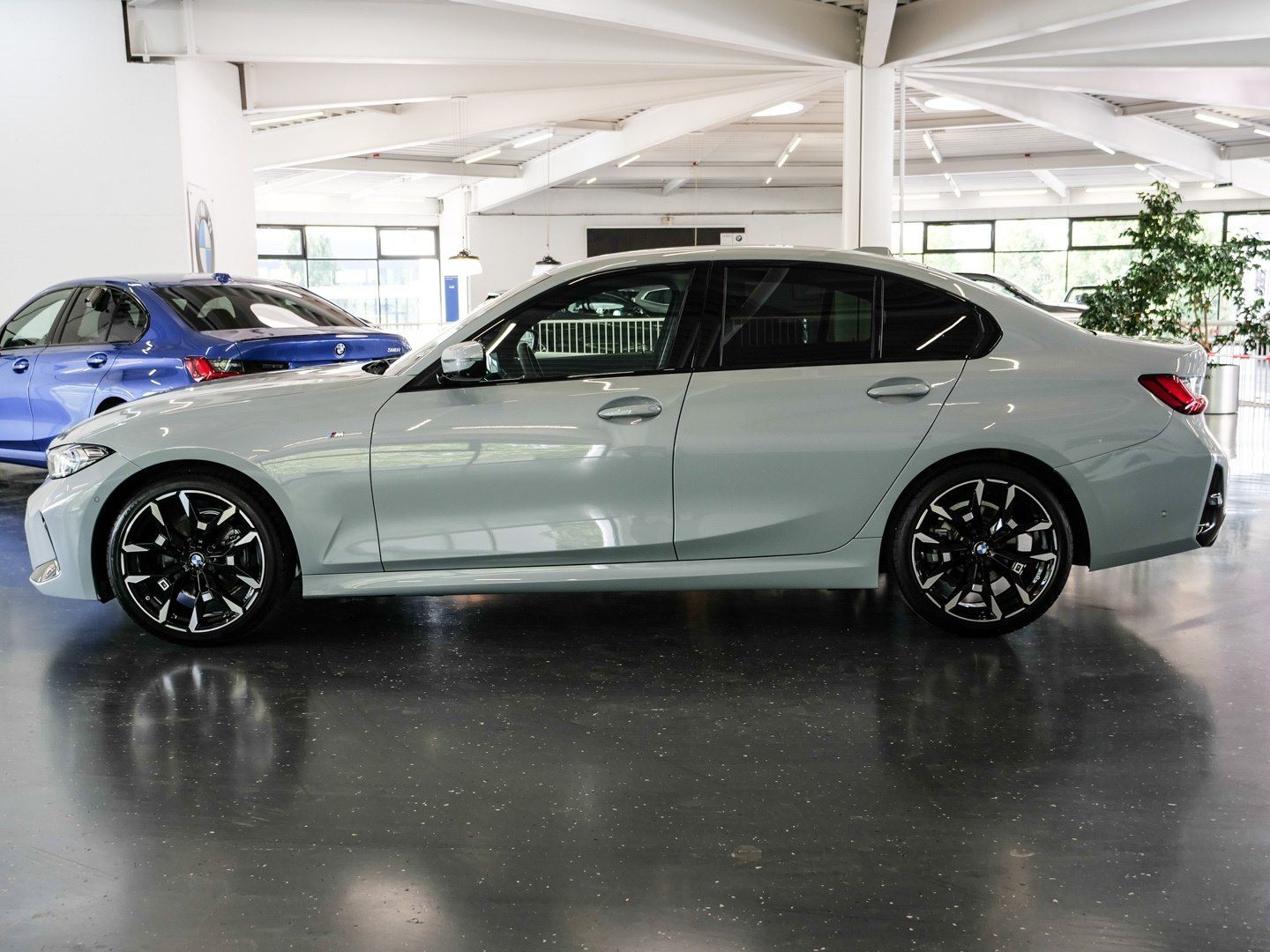 BMW 320 - Bild 4