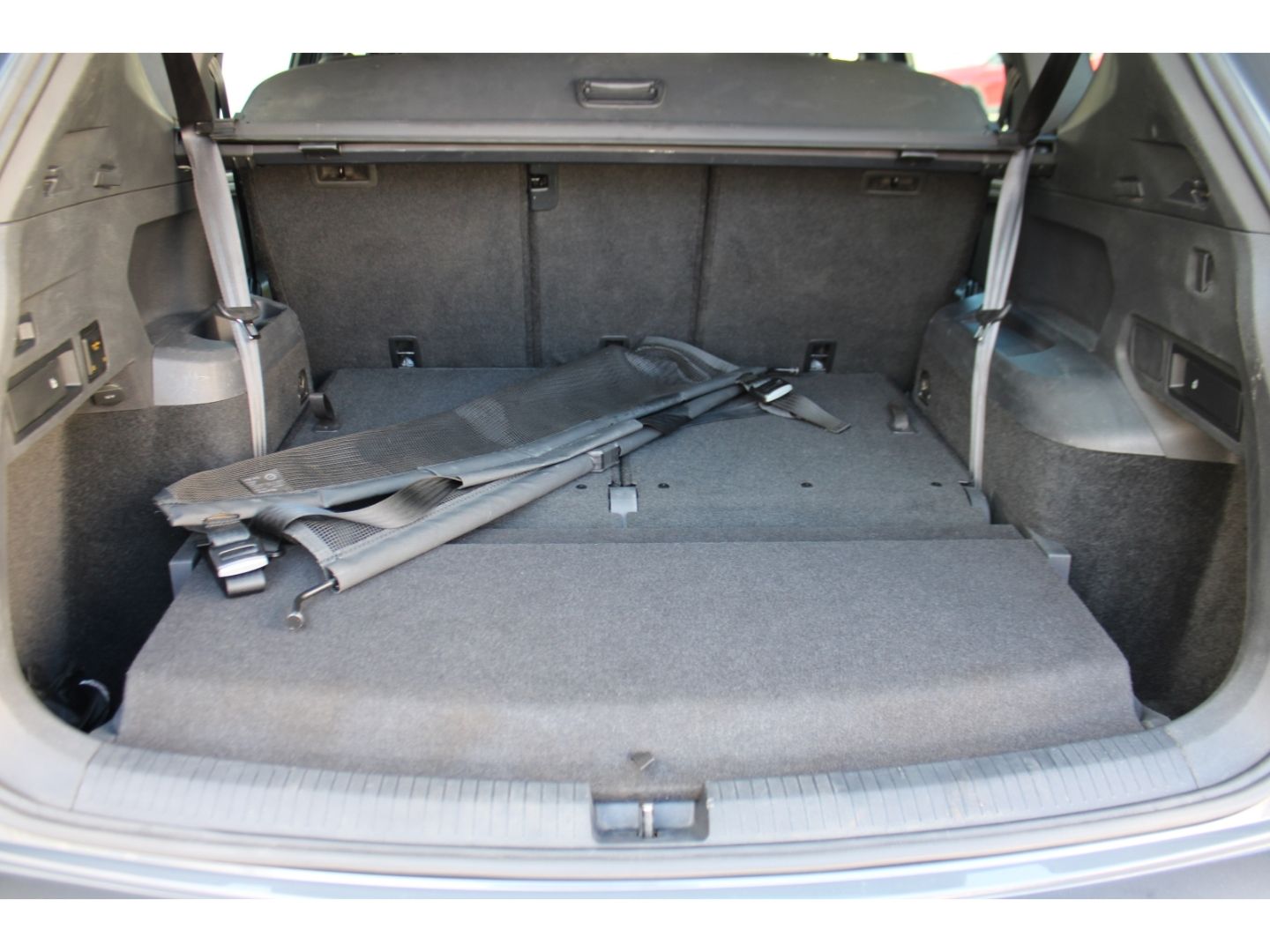 Fahrzeugabbildung SEAT Tarraco Xcellence 4Drive Pano LED ACC AHK StHZg