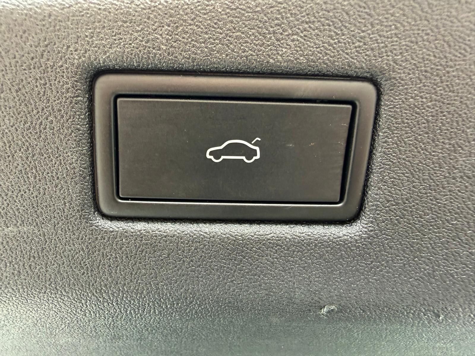 Fahrzeugabbildung Volkswagen ID.7 Pro >ALCANT+MATRIX+MEMO+HEAD+ACC+AHK+360°+