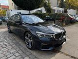 BMW 750 i xDrive M-Paket Voll*Schiebedach - gebrauchte BMW 750 aus dem Jahr 2016