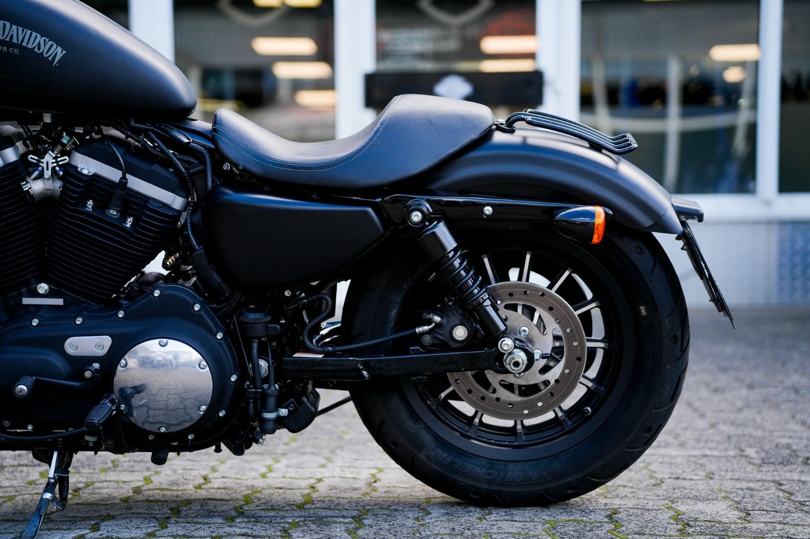 Fahrzeugabbildung Harley-Davidson XL883N Sportster Iron 883 - Jekill - 1. Hand