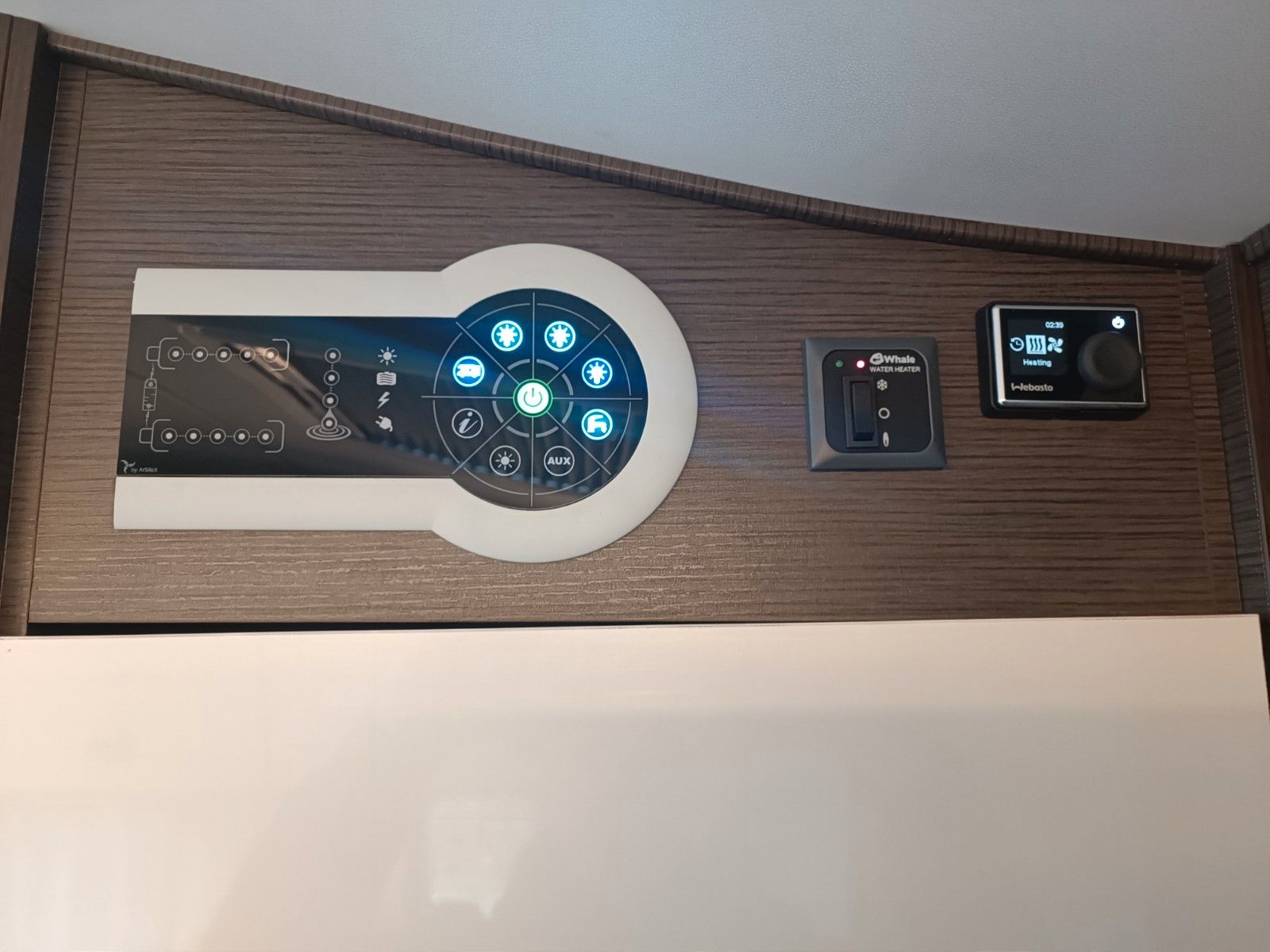 Fahrzeugabbildung Ahorn Alaska TQ *Luftfahrwerk*SAT*AHZV*Solar