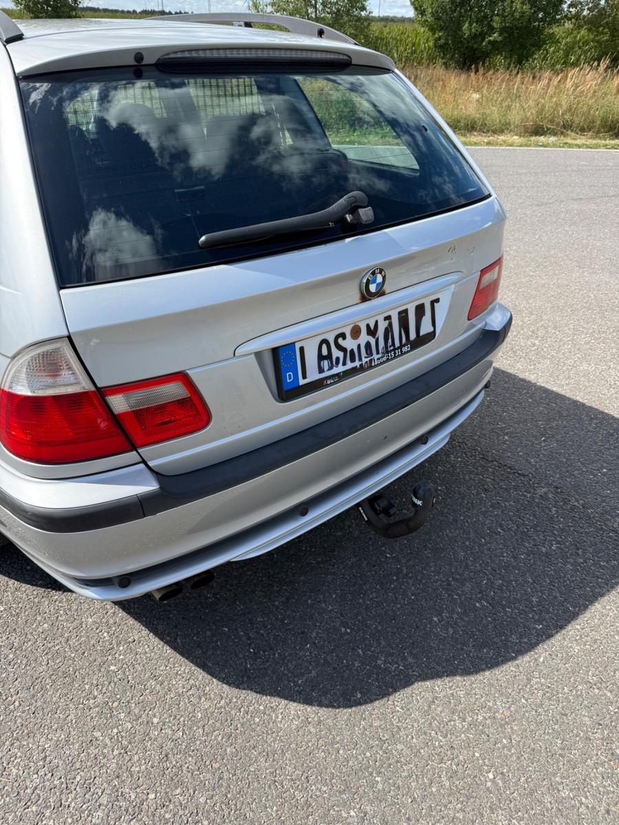 BMW 325 2004 — photo 12