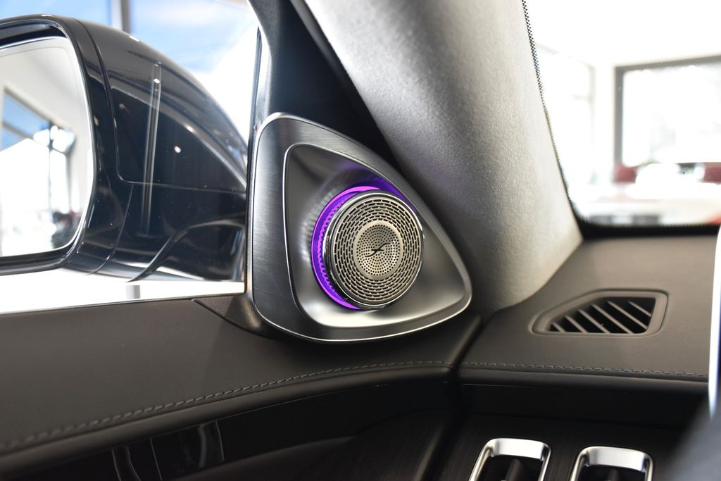 MERCEDES-BENZ S-Class 2022