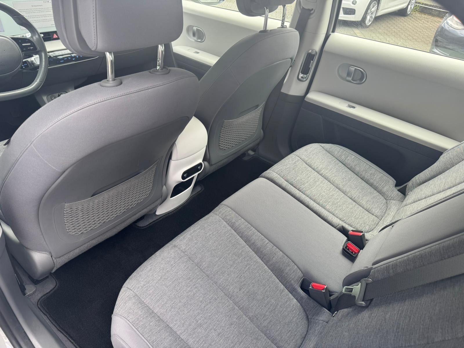 Fahrzeugabbildung Hyundai Ioniq 5 Dynamiq WERKSGA+ NAVI+LED+SHZ+KAM+ACC+WP