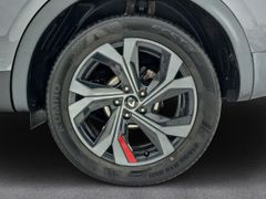 Fahrzeugabbildung Arkana R.S. Line 1.3 TCe 160 EDC EU6d