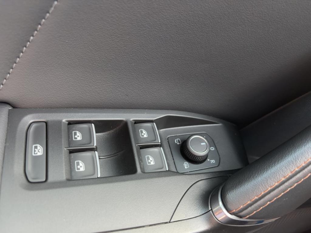 Cupra Leon 2.0 TSI VZ LED Navi Keyless AD e-Sitze ACC, миниатюра 19