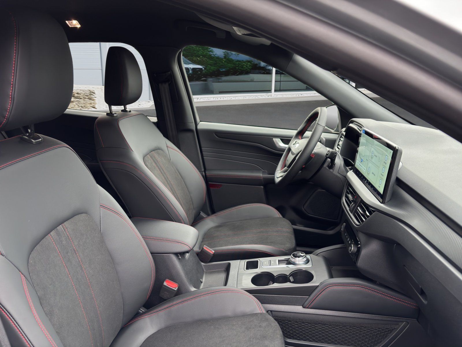 Fahrzeugabbildung Ford Kuga 2.5 PHEV Plug-In Hybrid ST-Line X