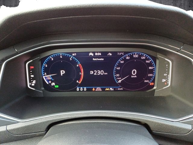 T-Roc 1.5 TSI Sport DSG/ACC/SHZ/KLIMA/AHK/NAVI/L