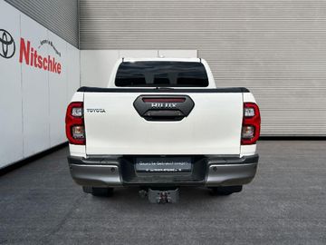 Toyota Hilux - 4