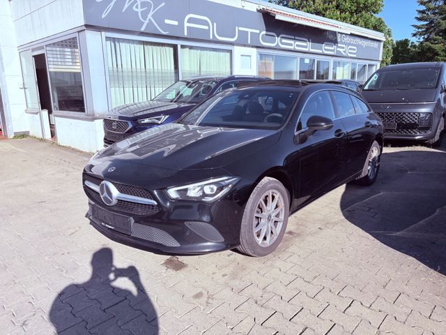 MERCEDES-BENZ CLA 250e Shooting Brake|Panorama|1.Hand|LED-Sch.