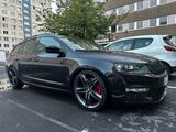 Skoda Octavia RS - AHK/Leder/Pano/Alarmanlage