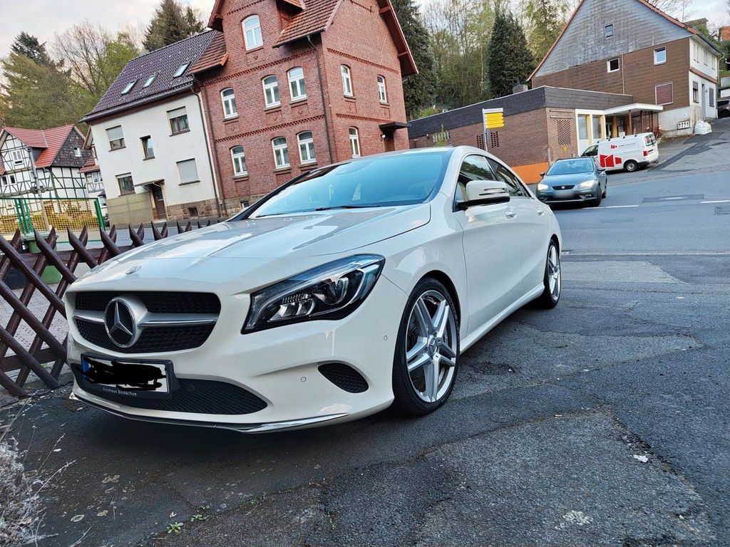 Image of Mercedes-Benz CLA 220