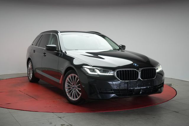 BMW 520 e Touring Navi/Leder/ACC/Kamera/Virtual/HUD