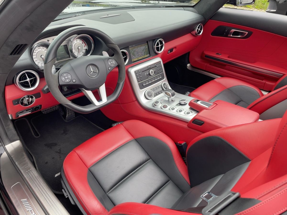 Fahrzeugabbildung Mercedes-Benz SLS AMG Roadster AMG/Memory/Totw./Kamera/20''