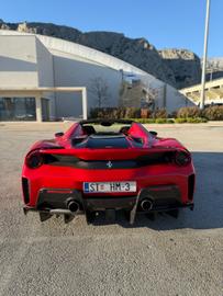 صورة 6 لـ 2020 Ferrari 488 PISTA