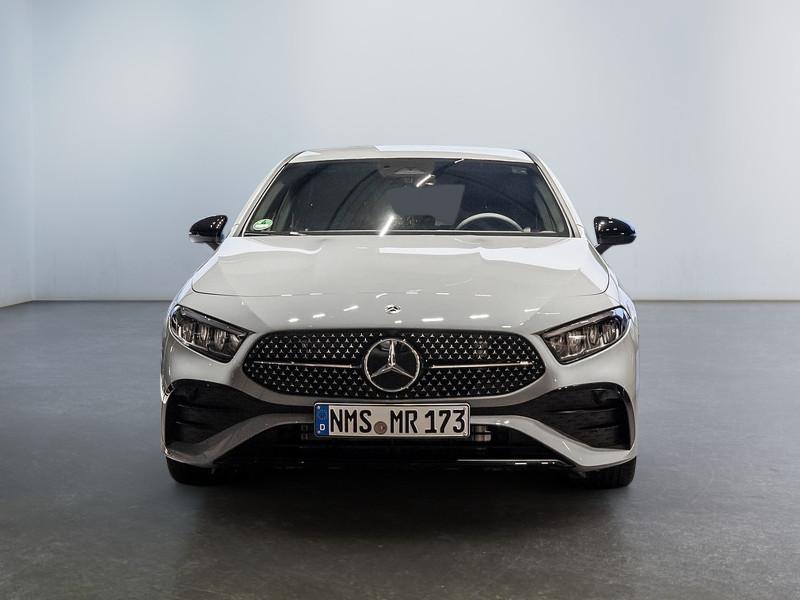 Mercedes-Benz A-Class d Kompaktlimousine Mercedes-Benz A 200 d A, миниатюра 2