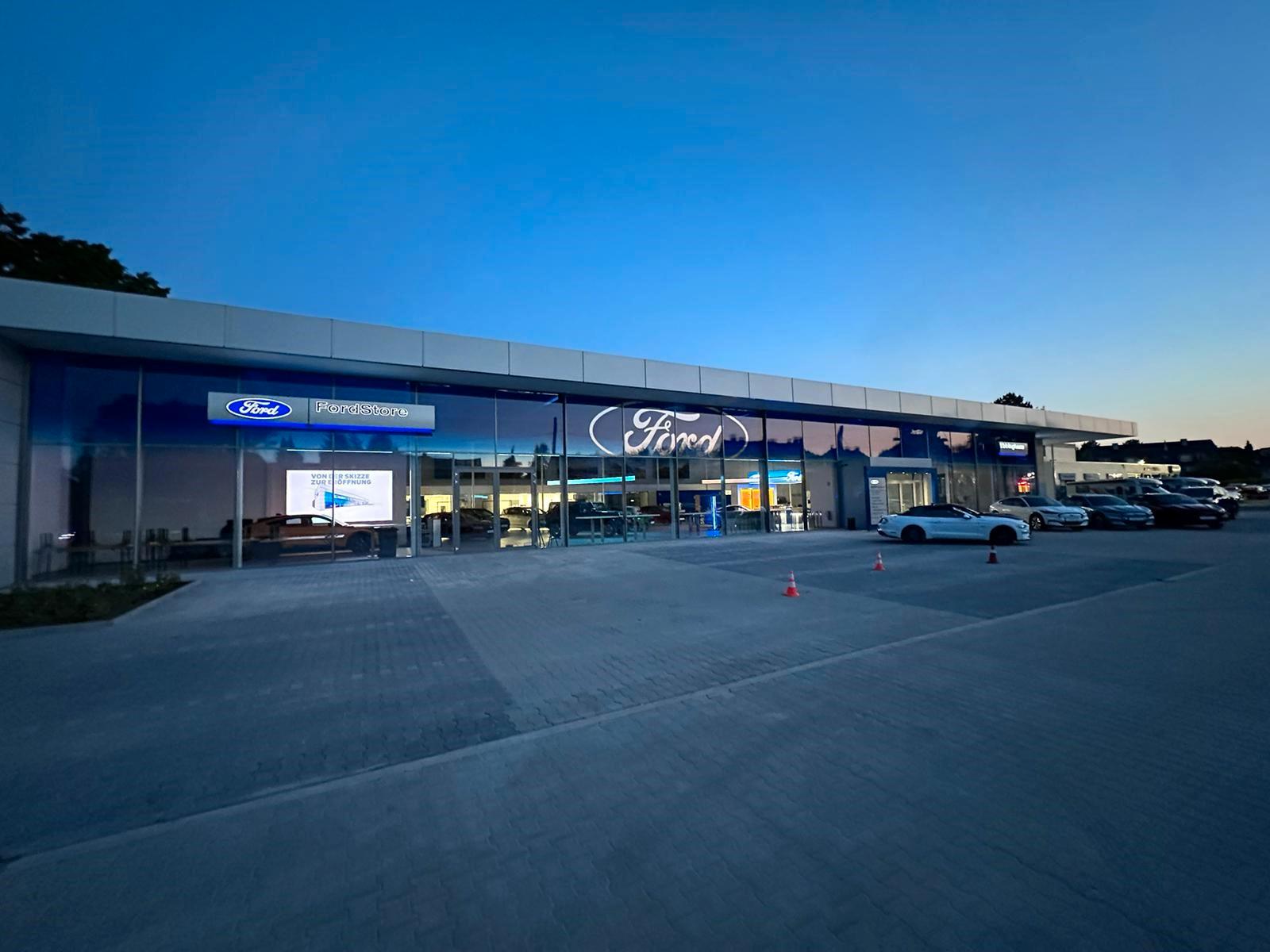 showroom-image-main