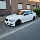 BMW E93 335i Cabrio M Paket 170000km Tüv 0... - BMW 335 in Gelsenkirchen