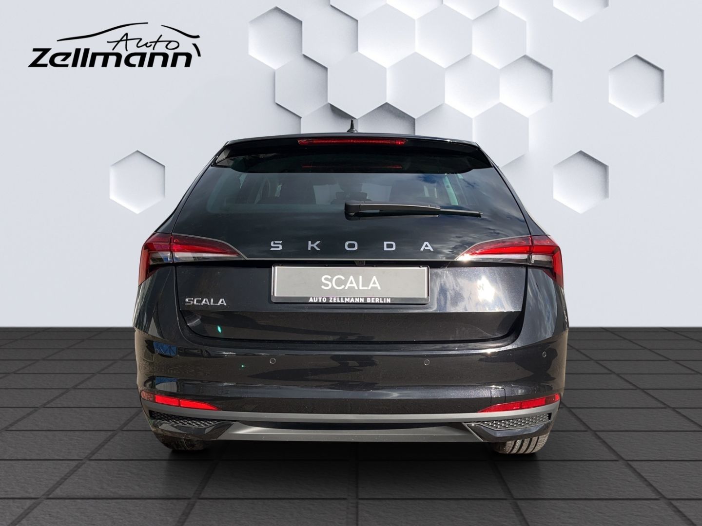 Scala DRIVE 1.0 TSI 85 kW 7-Gang DSG-Verfügbar a