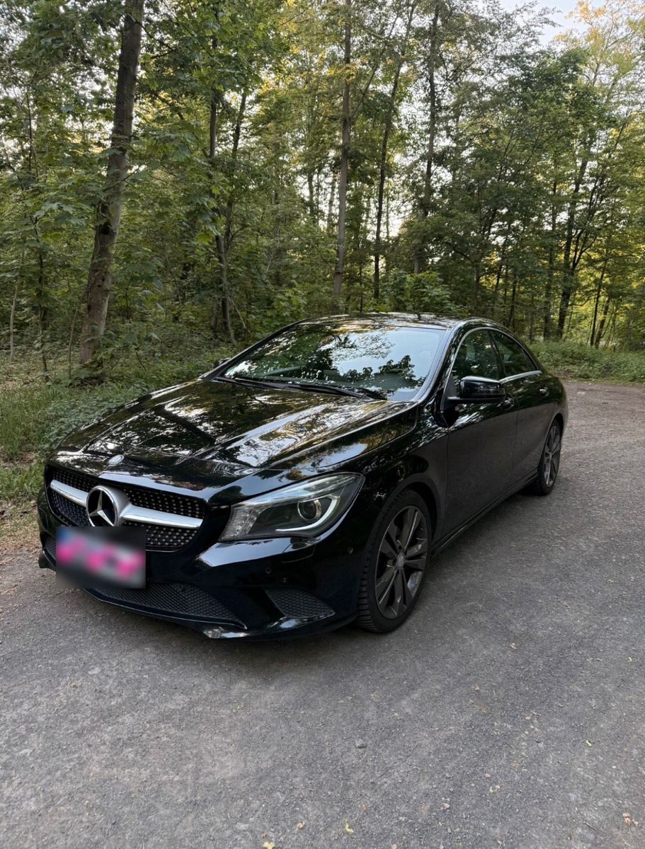 MERCEDES-BENZ Mercedes Cla 180