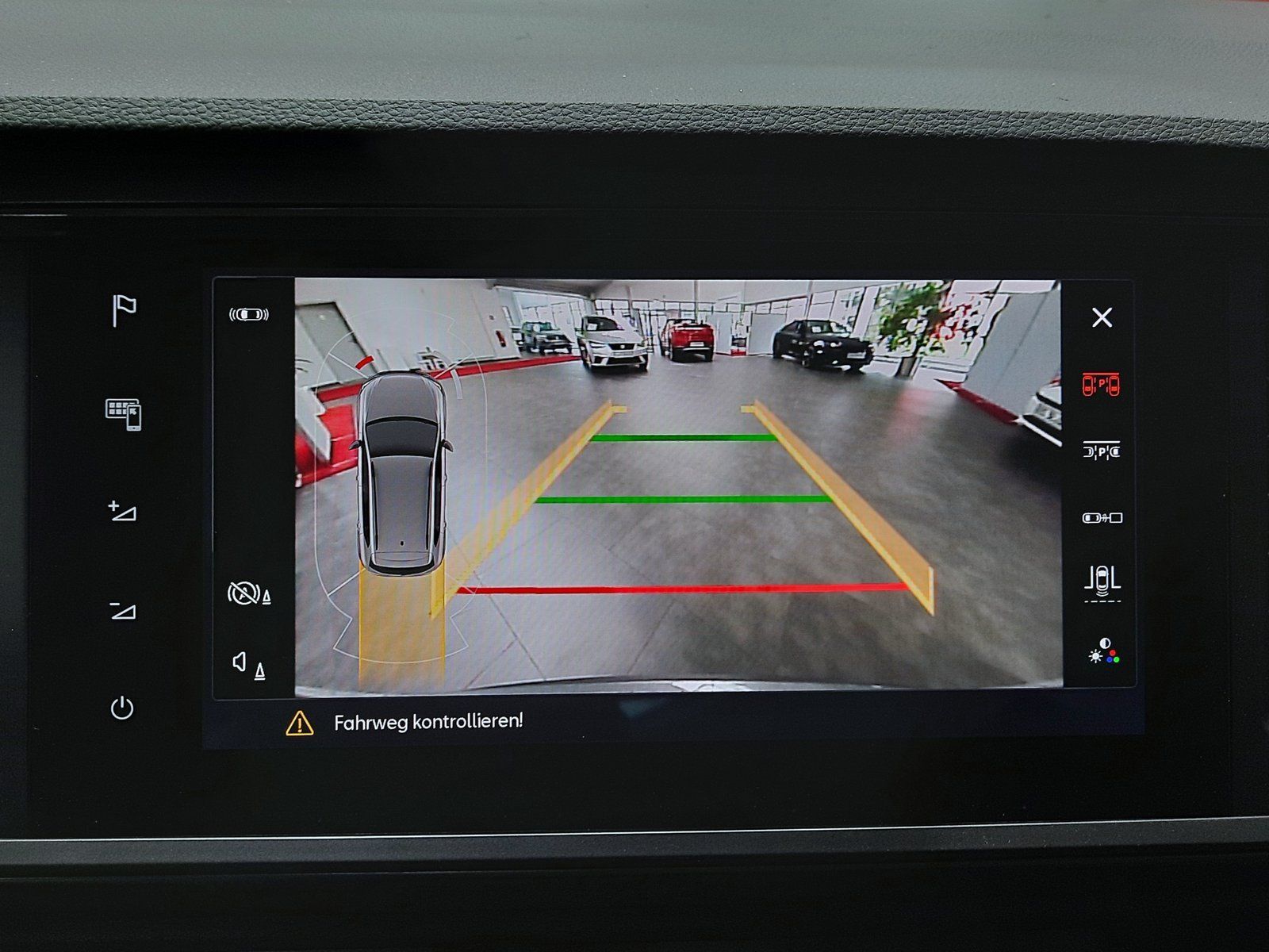 Fahrzeugabbildung CUPRA Ateca TSI 4x4 DSG *AHK*Cam*LED*Navi*PDC*Sitzhzg*