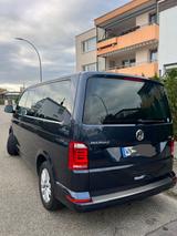 Volkswagen T6 Multivan Trendline LED, AHK - VW T6 Multivan Gebrauchtwagen in Stuttgart