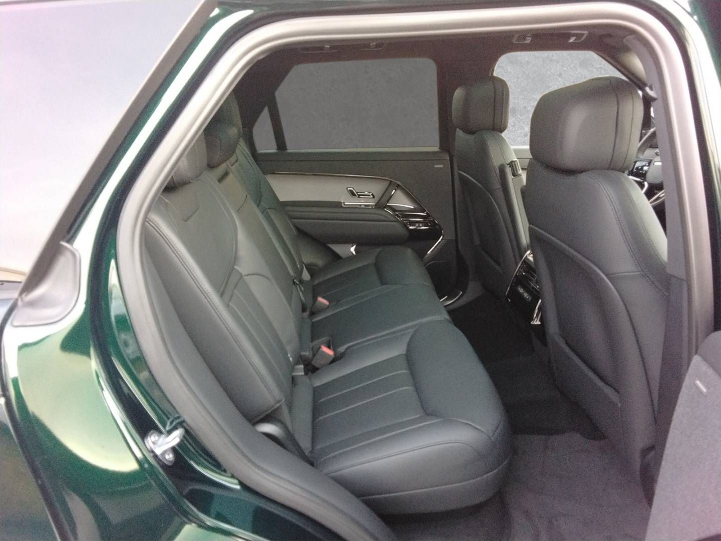 Fahrzeugabbildung Land Rover Range Rover Sport D300 Dynamic SE