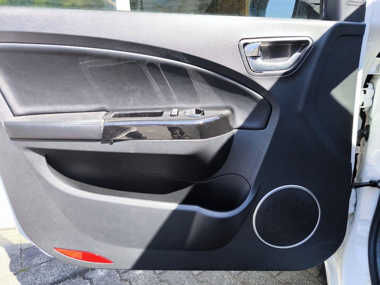 Fahrzeugabbildung Elaris Pio 36KW+LED+NAVI+KAM+KLIMA+LEDER+CARPLAY+