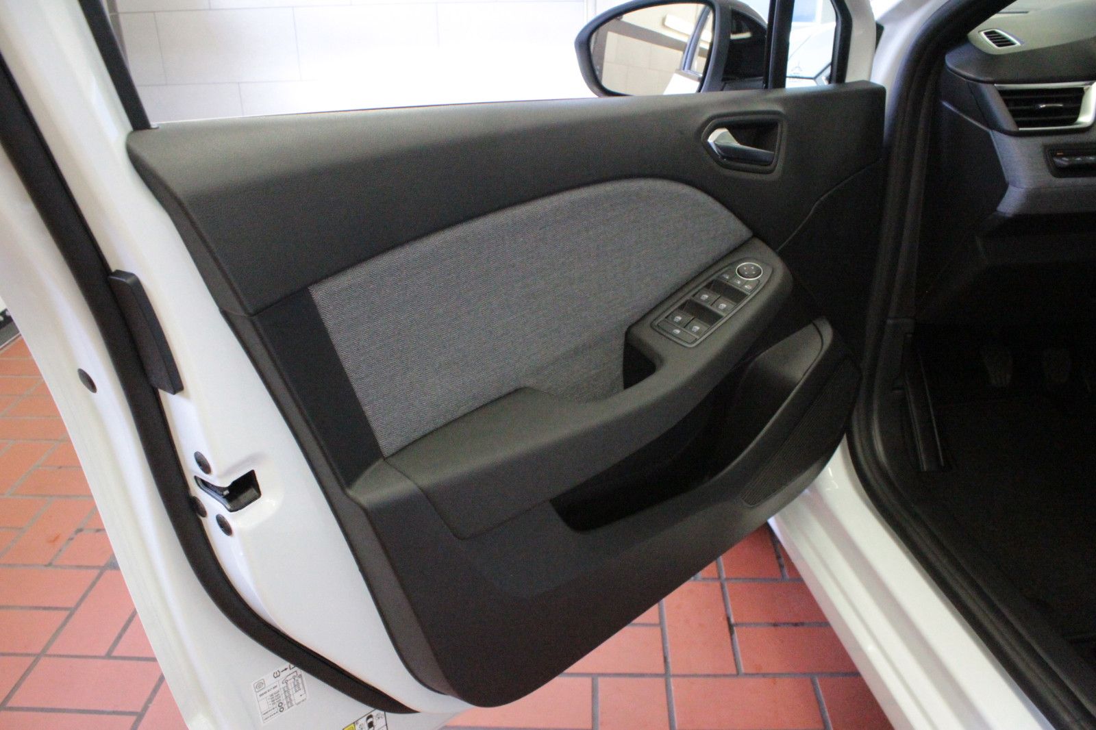 Fahrzeugabbildung Renault Clio TCe 90 Techno *Winter-Paket*Look-Paket*