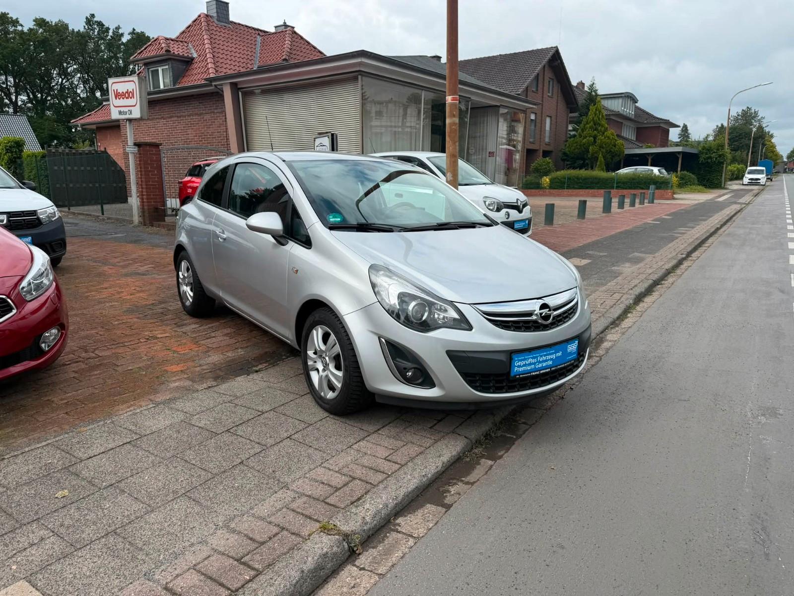 Opel Corsa D Innovation 1,4