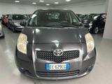 Toyota Yaris Yaris II 2005 5p 1.4 d-4d Now dpf - Toyota Yaris mit Diesel-Antrieb: Kleinwagen
