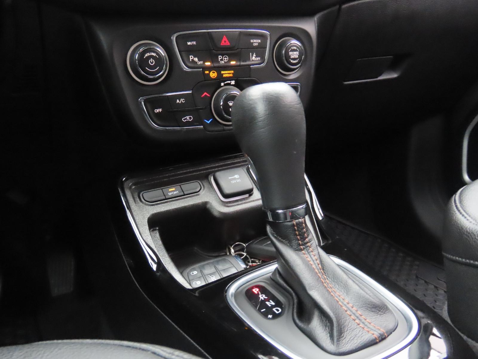 Jeep Compass 1.3 T-GDI I4 Autom. Leder PDC Kamera