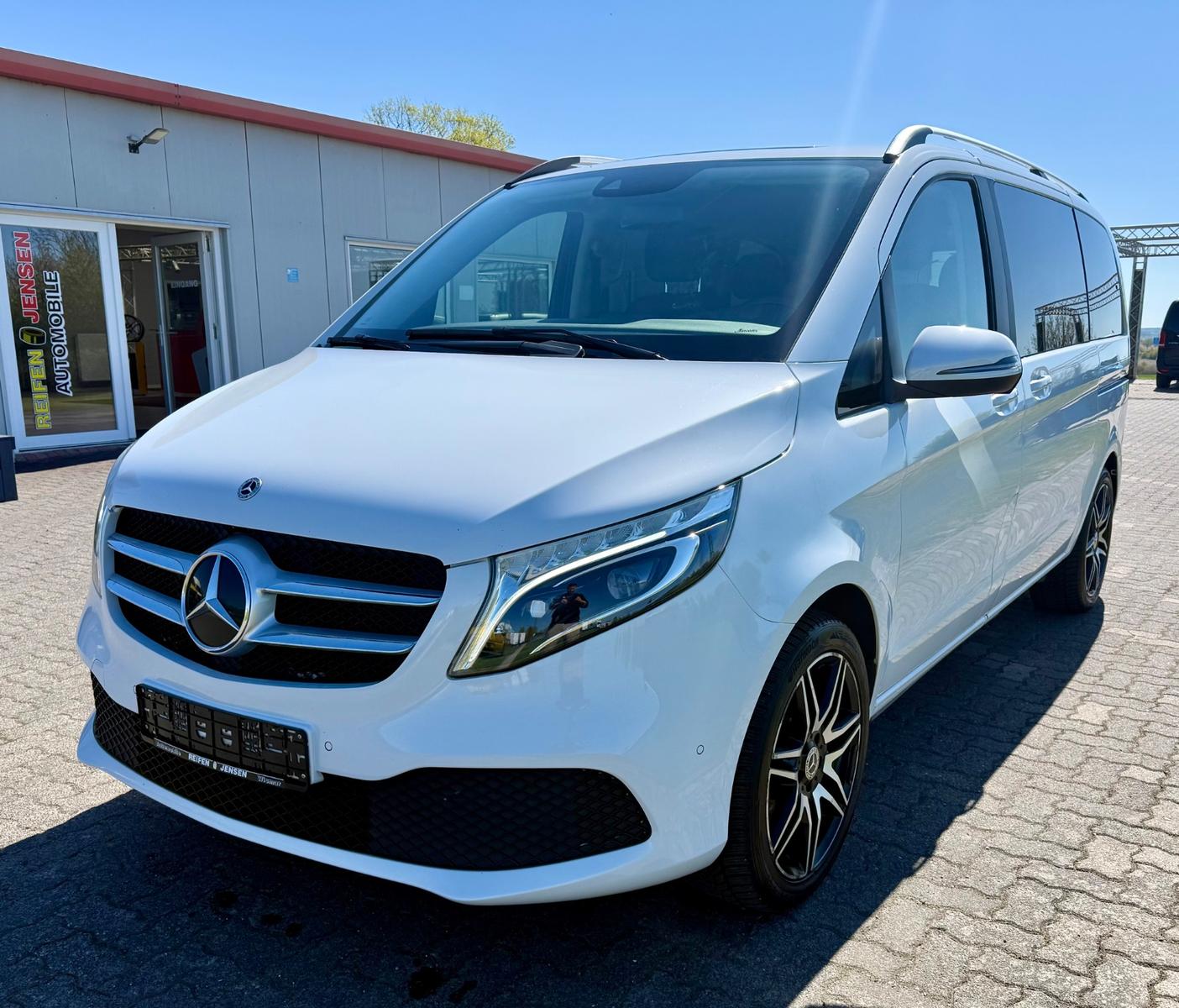Mercedes-Benz V 220 EDITION kompakt/Led/7-S./19"/AHK/Mwst.