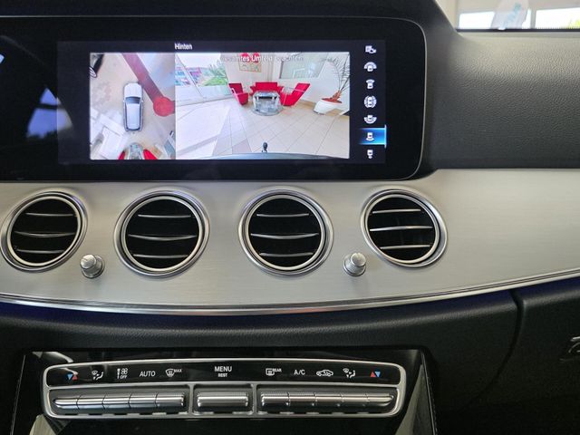 MERCEDES-BENZ E 200 — Foto 21