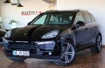 Porsche Cayenne - 1