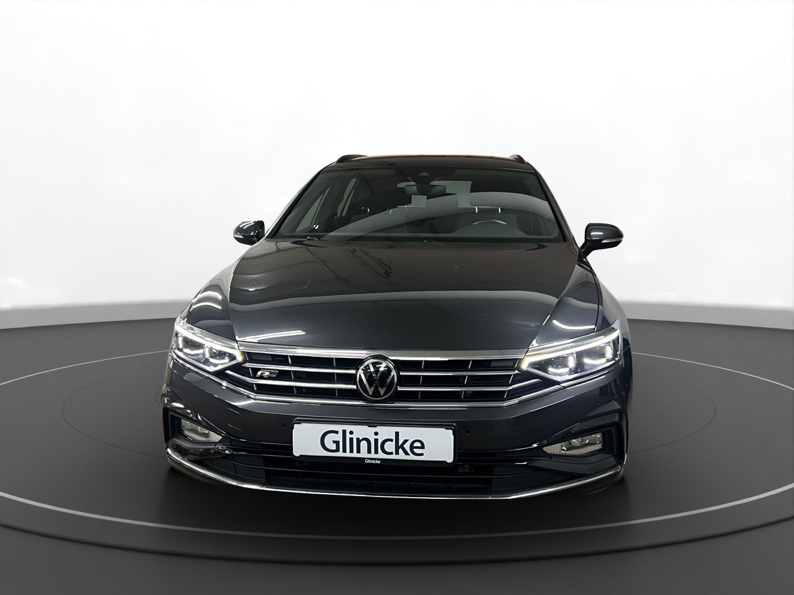 Volkswagen Passat Variant - Bild 2
