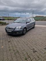 Toyota Avensis polnische - Toyota Avensis in Köln