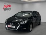 Hyundai i40 GDI 1.6 blue Trend *NAVI*NEUE ALLWETTER* - Hyundai i40 mit Benzin-Antrieb: Kombi, 1.6