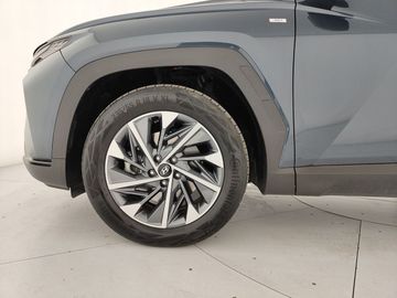 Hyundai TUCSON - 11