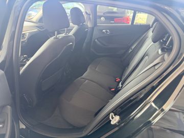 BMW 118 - 9
