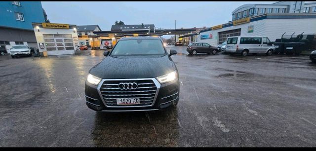 Audi AUDI Q7 3.0TFSI