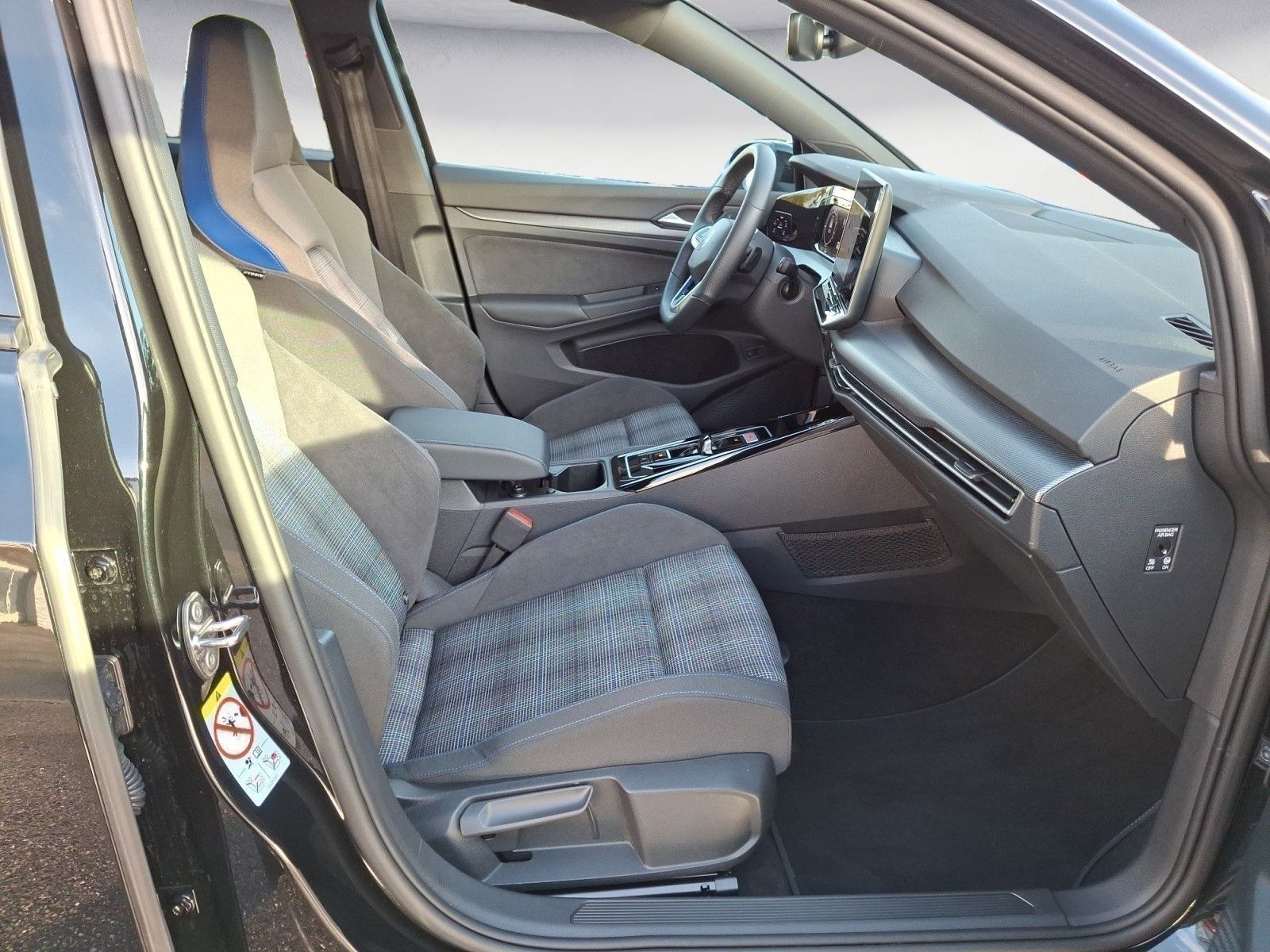 Volkswagen Golf - Bild 9