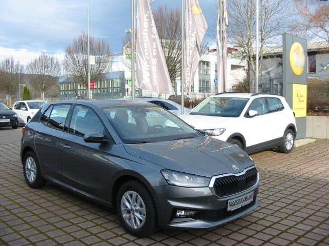 Skoda Fabia Selection 1.0 TSI RF Kamera