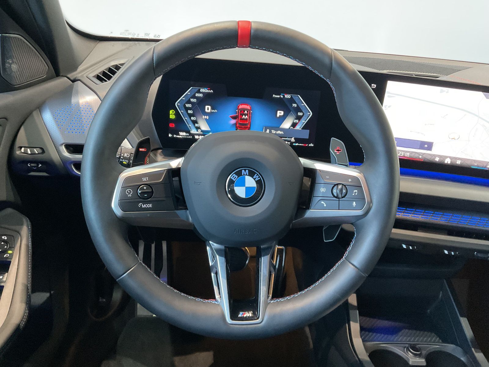 Fahrzeugabbildung BMW M135 xDrive |M Technik Paket II |Harman Kardon |