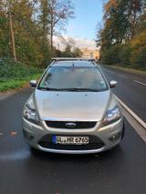 Ford Focus 2,0TDCi PowerShift DPF Titanium Turnie... - Ford Focus aus 2010: Titanium