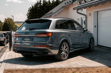 Audi Q7 - 11